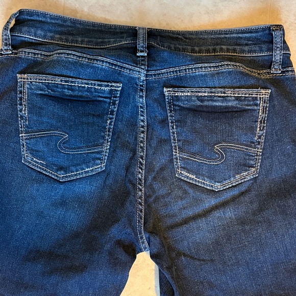 Silver Jeans Dark Indigo Women's Elyse Skinny 29 waist 29 inseam - Picture 4 of 5